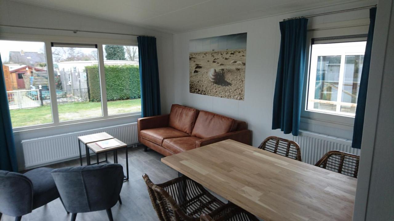 Camping De Duinhoeve Chalet Schelp Not For Companies Nieuw-Haamstede Kültér fotó