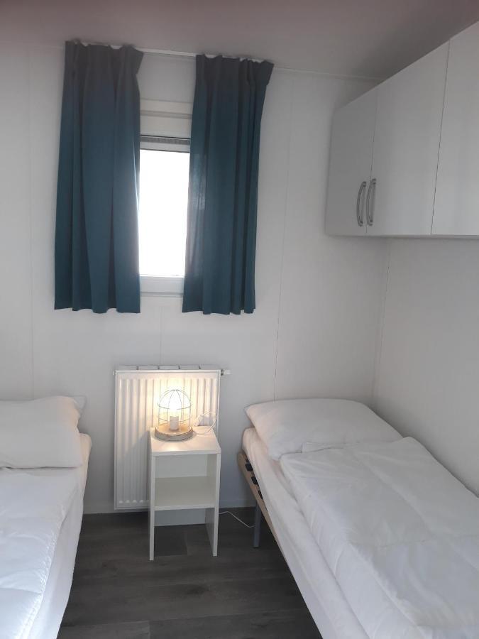 Camping De Duinhoeve Chalet Schelp Not For Companies Nieuw-Haamstede Kültér fotó