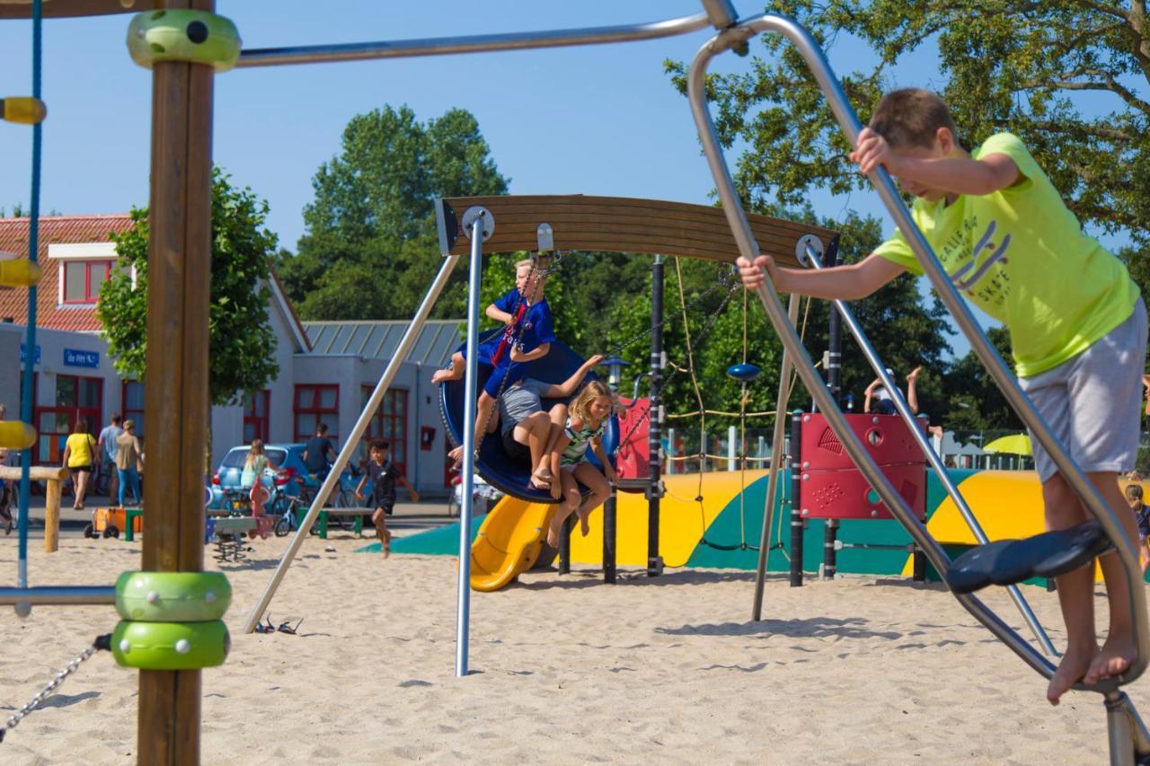 Camping De Duinhoeve Chalet Schelp Not For Companies Nieuw-Haamstede Kültér fotó