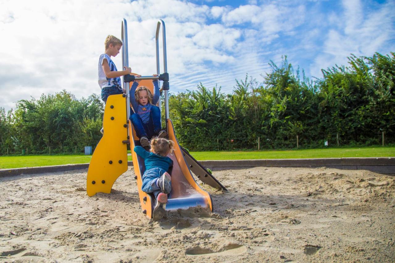 Camping De Duinhoeve Chalet Schelp Not For Companies Nieuw-Haamstede Kültér fotó