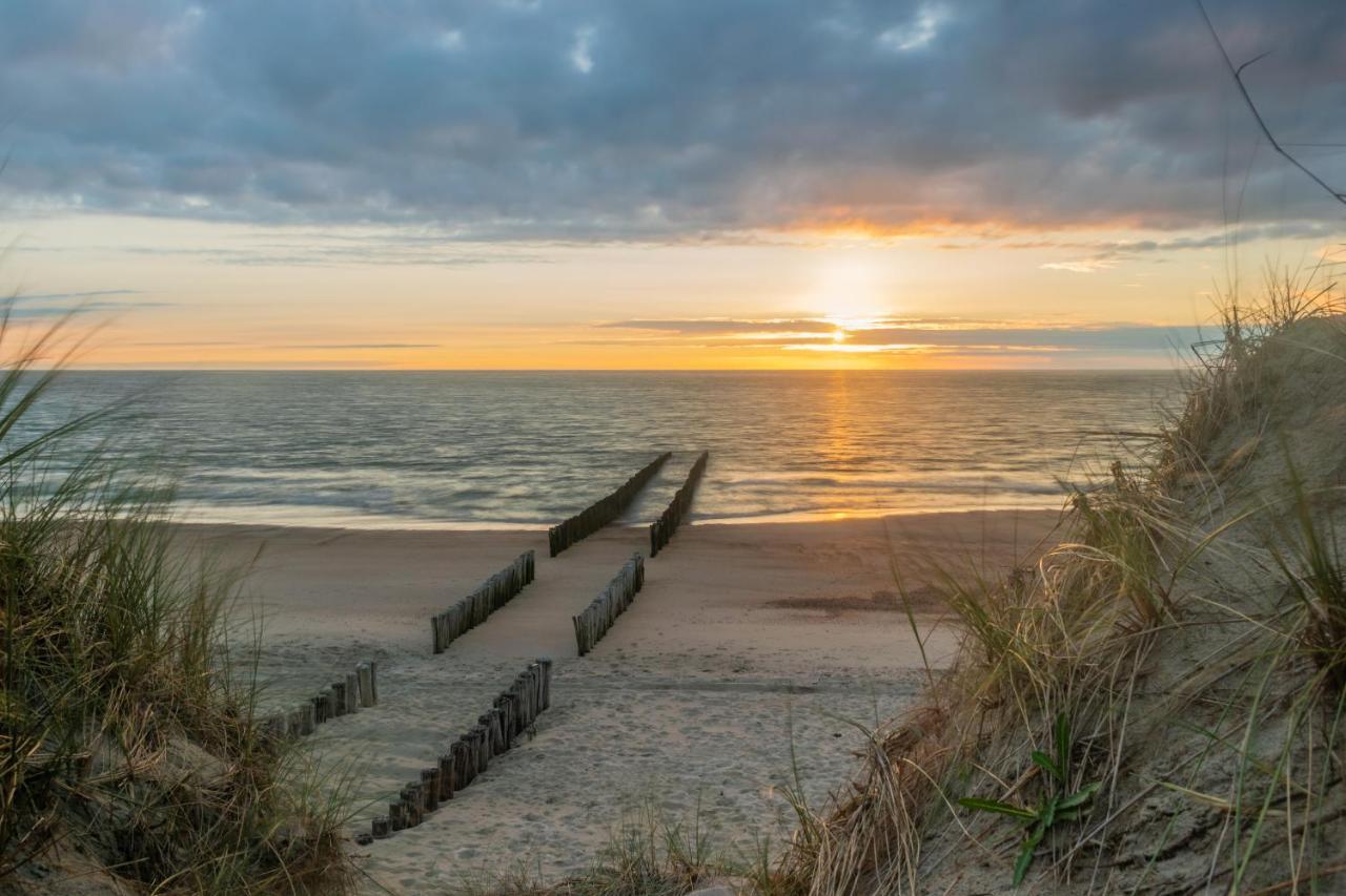 Camping De Duinhoeve Chalet Schelp Not For Companies Nieuw-Haamstede Kültér fotó